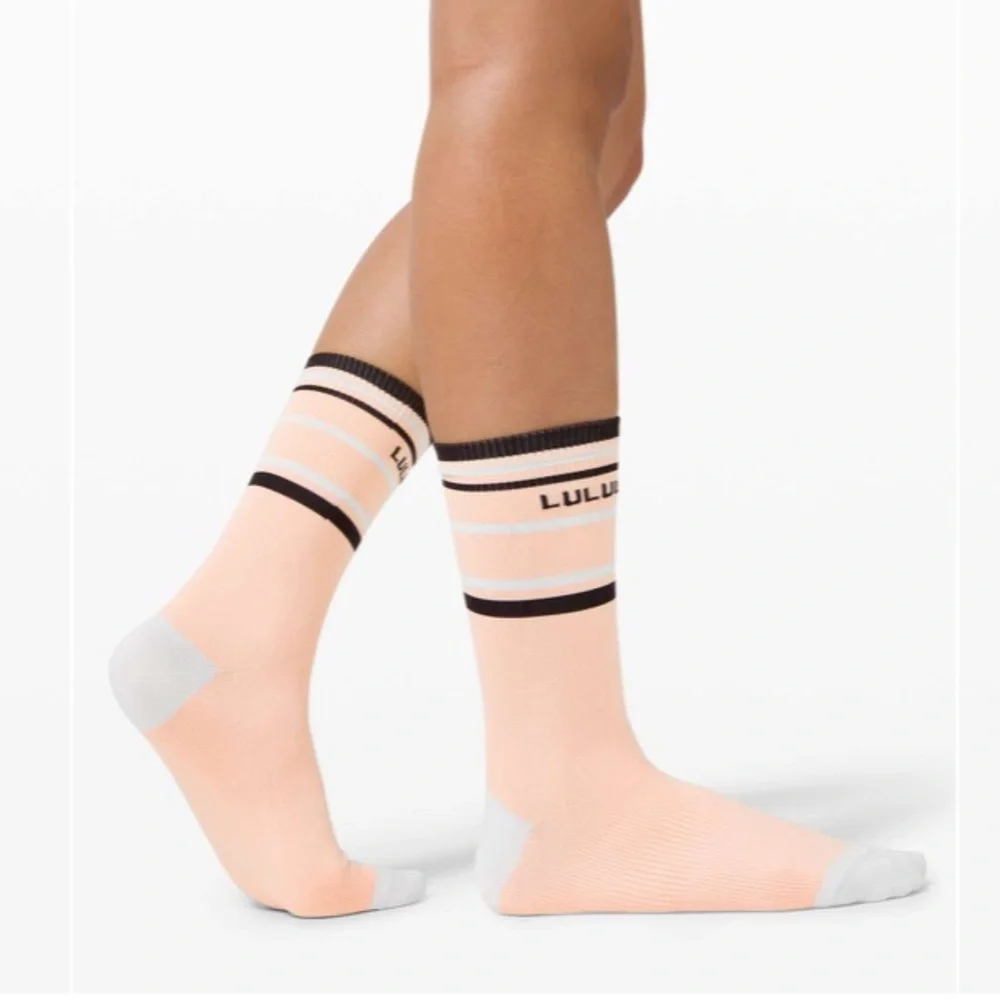 lululemon athletica brand new